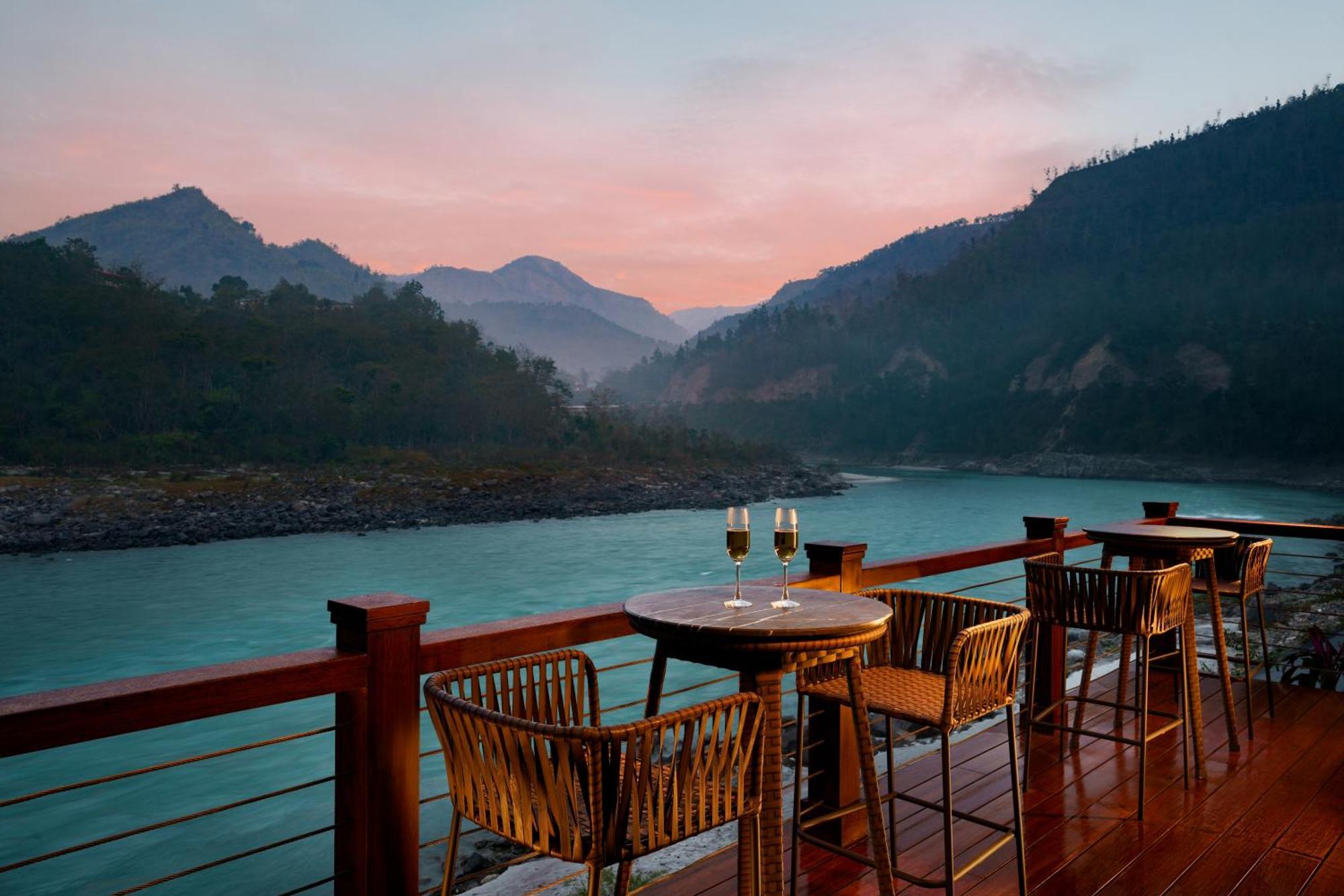 Anand Kashi By The Ganges Rishikesh - Ihcl Seleqtions Hotel Sirasu Kültér fotó